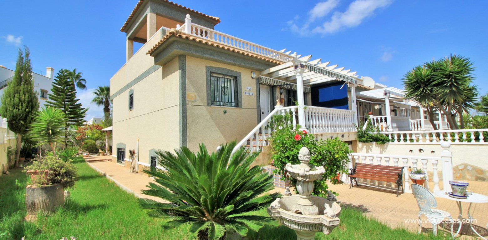 Detached villa for sale Las Violetas Villamartin
