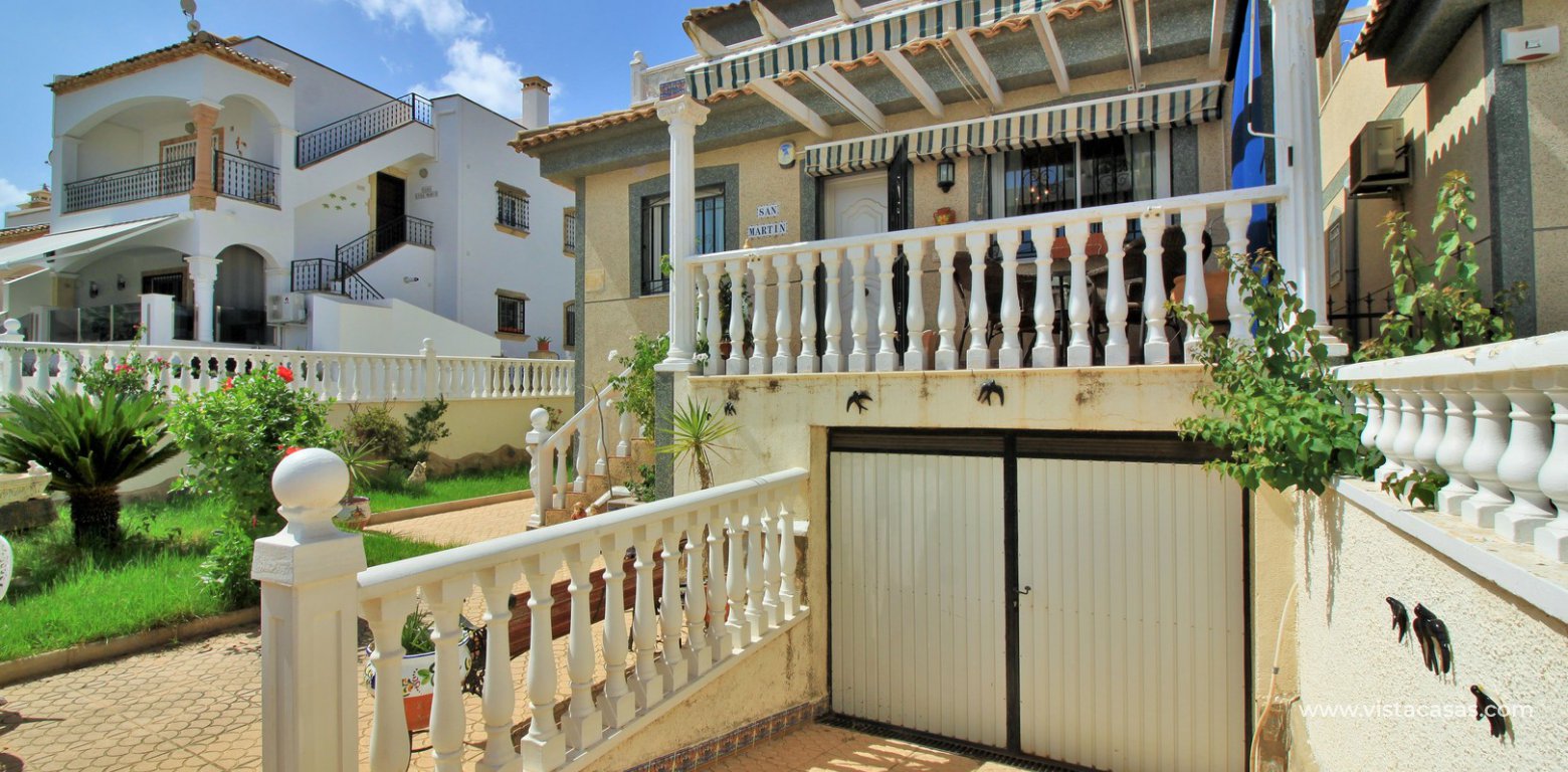 Detached villa for sale Las Violetas Villamartin garage entrance