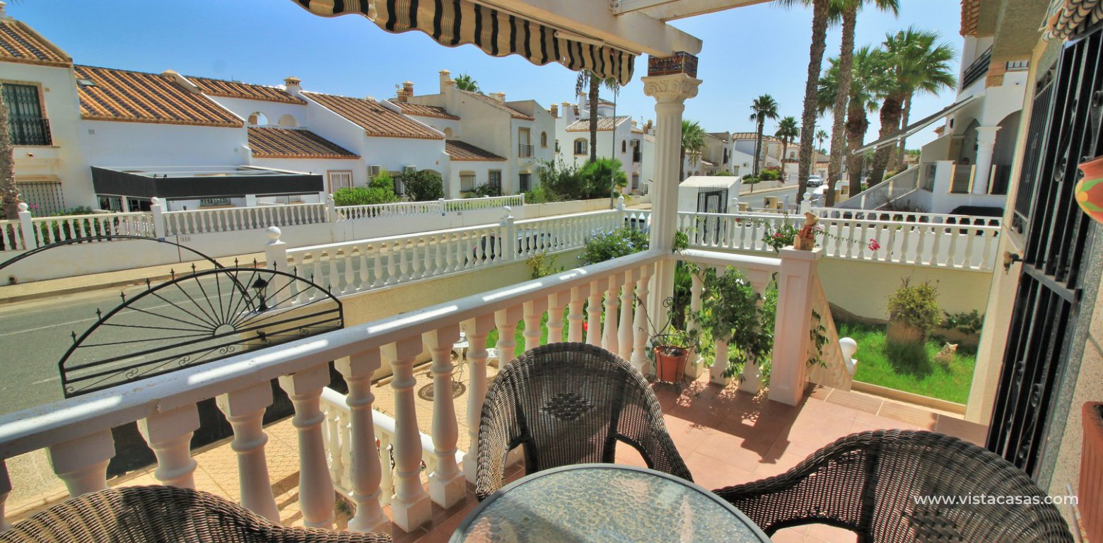 Detached villa for sale Las Violetas Villamartin terrace