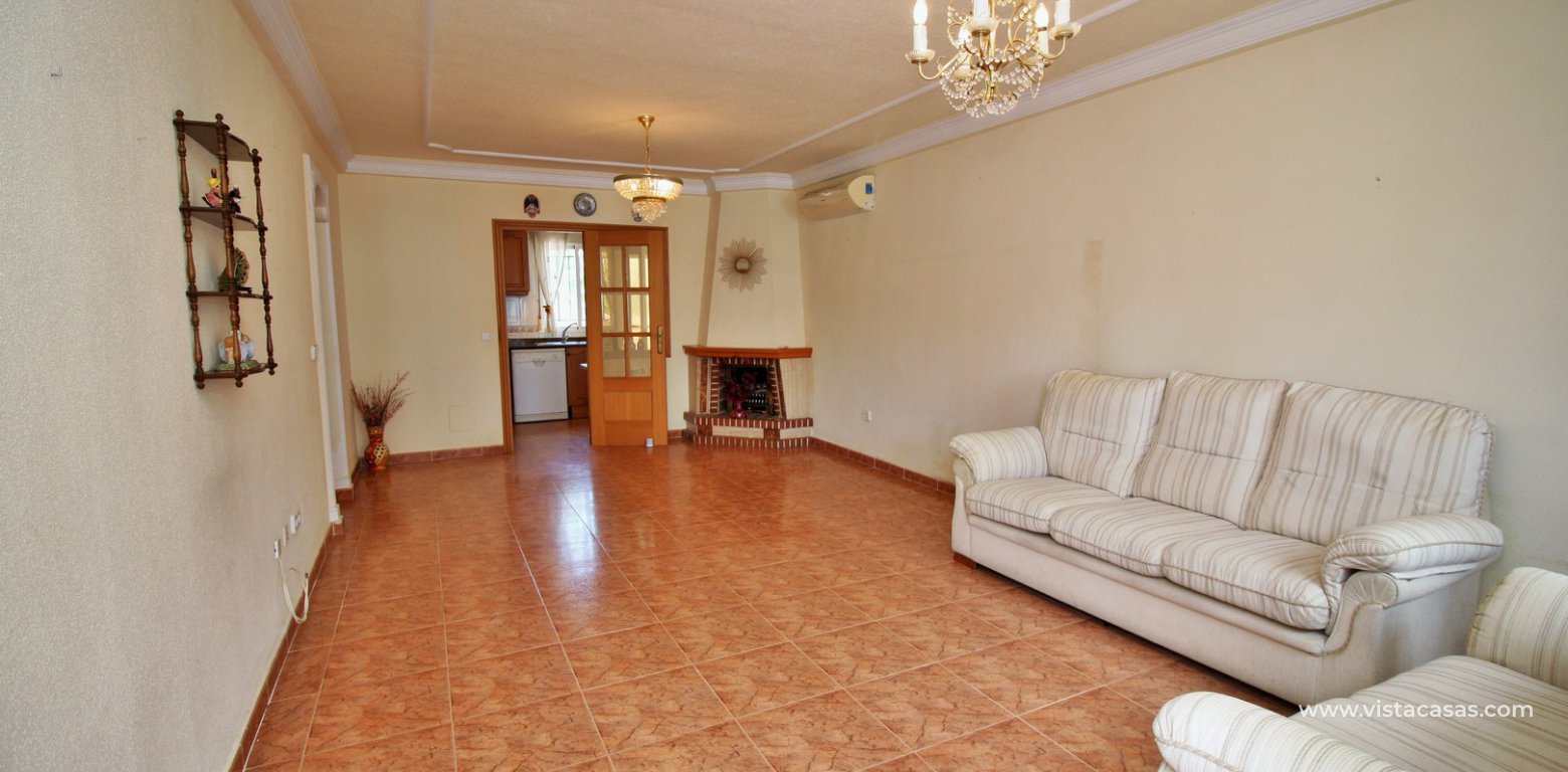 Detached villa for sale Las Violetas Villamartin lounge