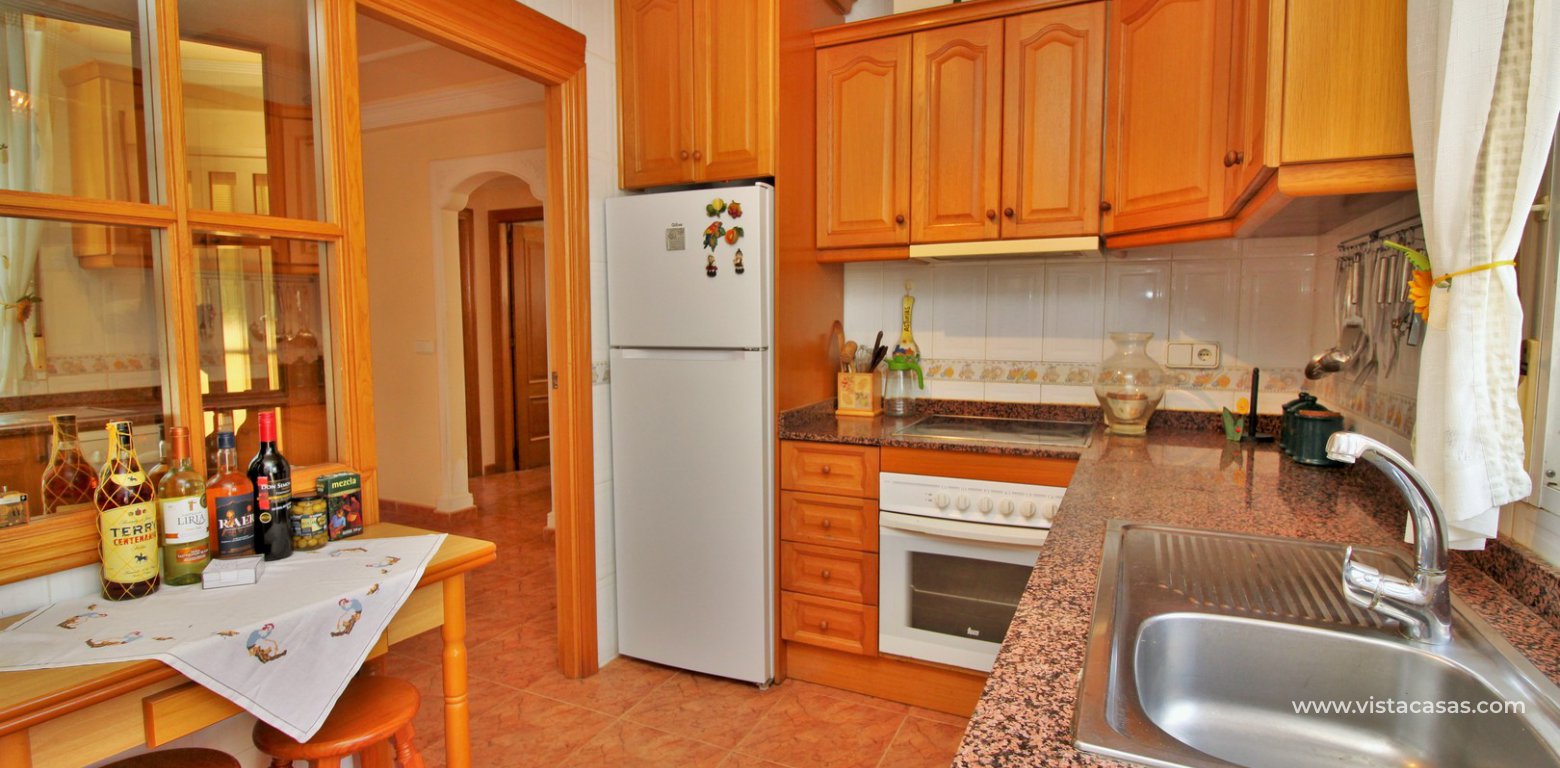 Detached villa for sale Las Violetas Villamartin kitchen 2