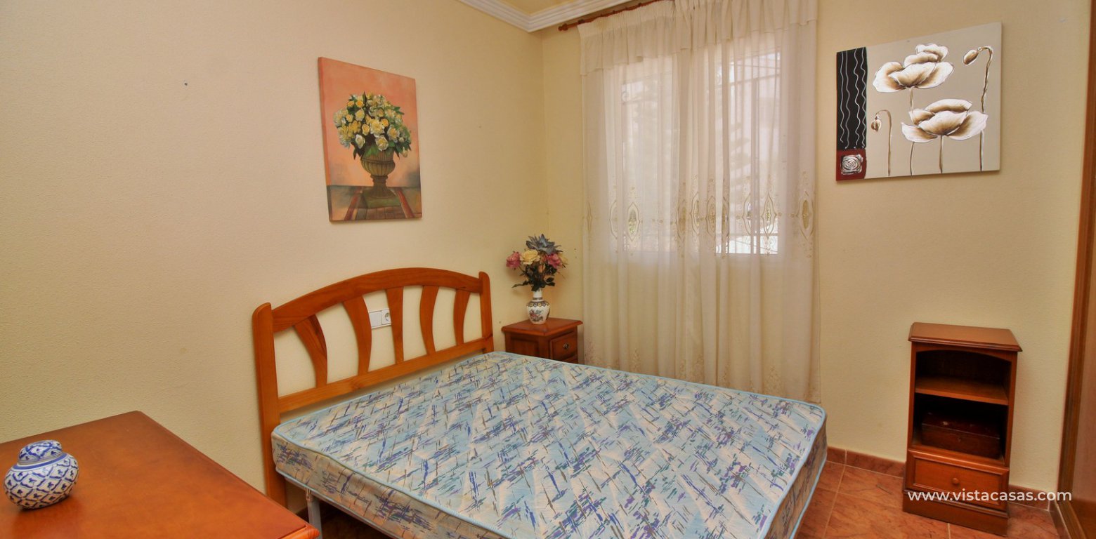 Detached villa for sale Las Violetas Villamartin double bedroom
