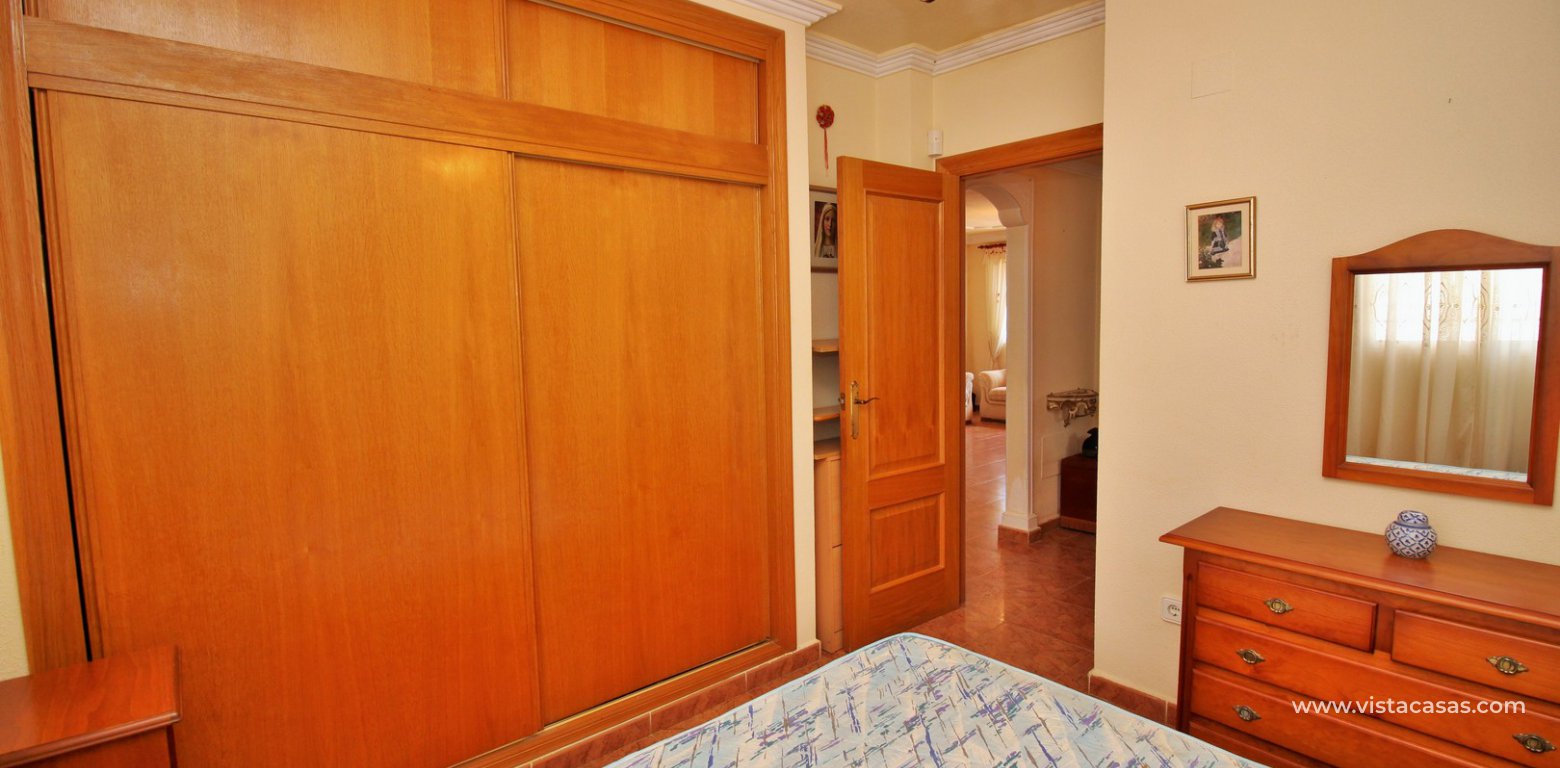 Detached villa for sale Las Violetas Villamartin double bedroom fitted wardrobes