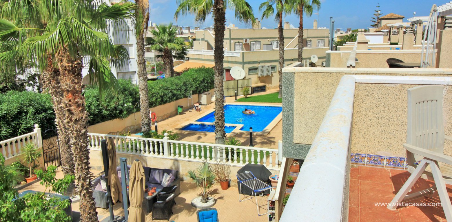 Detached villa for sale Las Violetas Villamartin swimming pooi