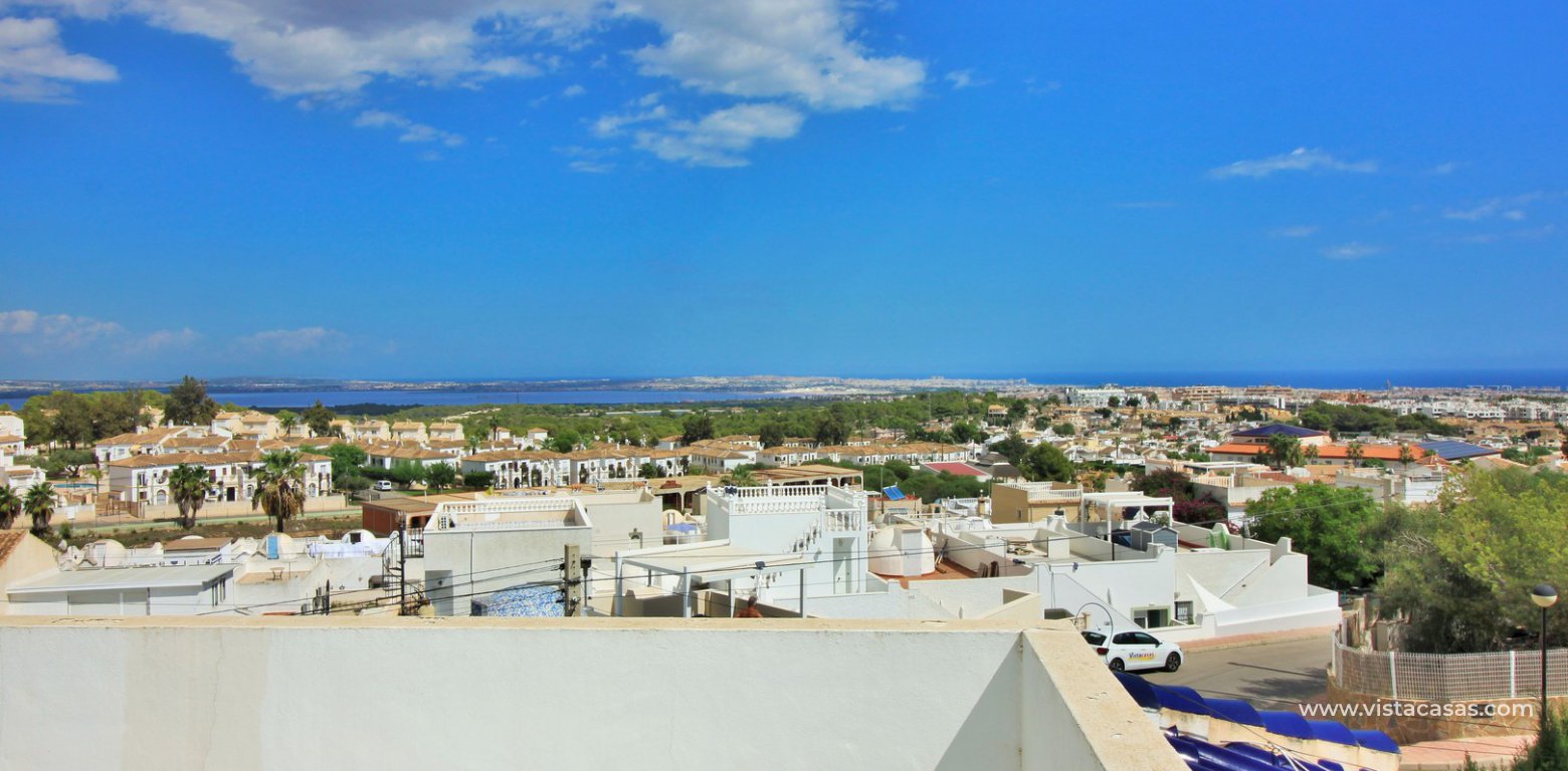 Detached villa with underbuild for sale in Villamartin roof terrace