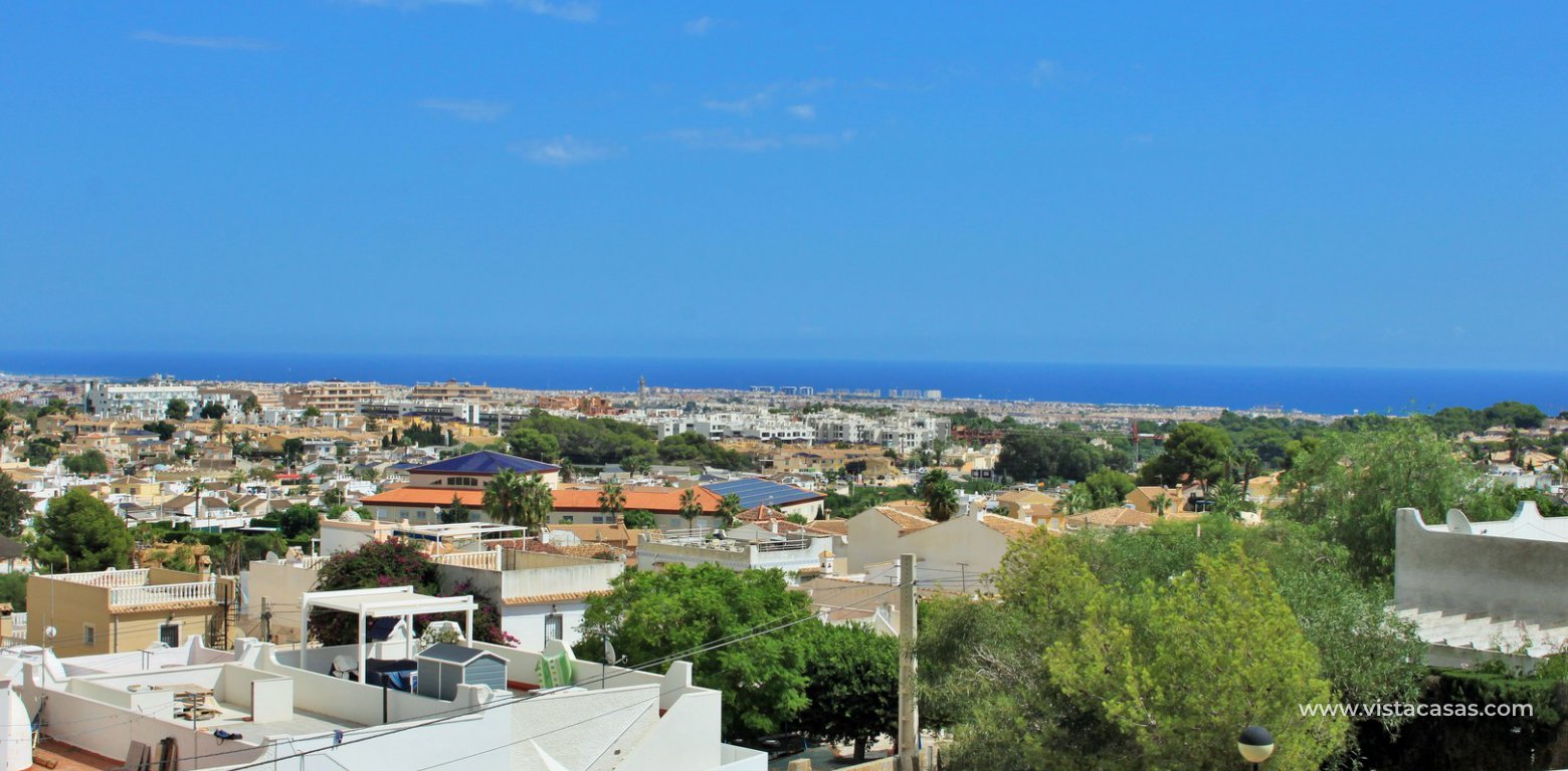 Detached villa with underbuild for sale in Villamartin sea view