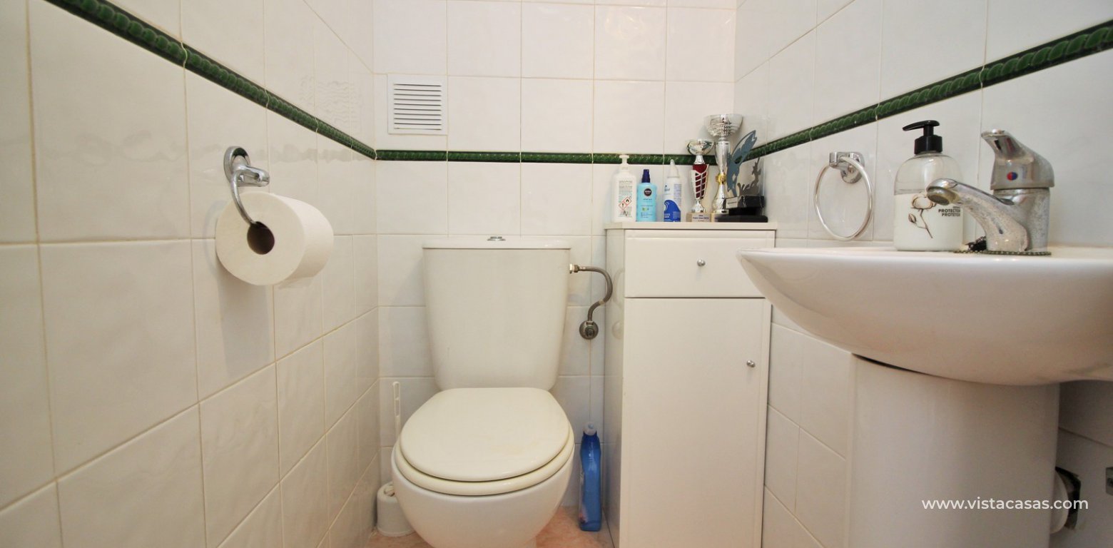 South facing 2 bedroom townhouse for sale Florida Golf Villamartin toilet