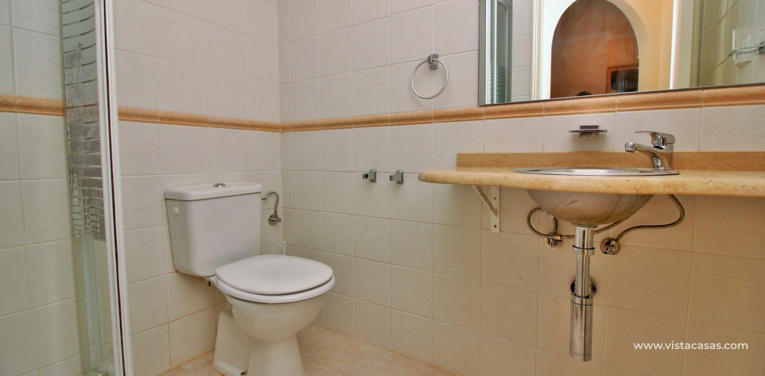 quad house for sale Avalon Pau 8 Villamartin downstairs bathroom