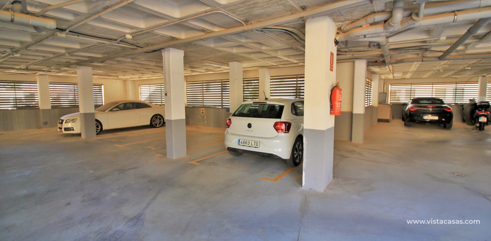 Apartment for sale in Campoamor Golf covered parking