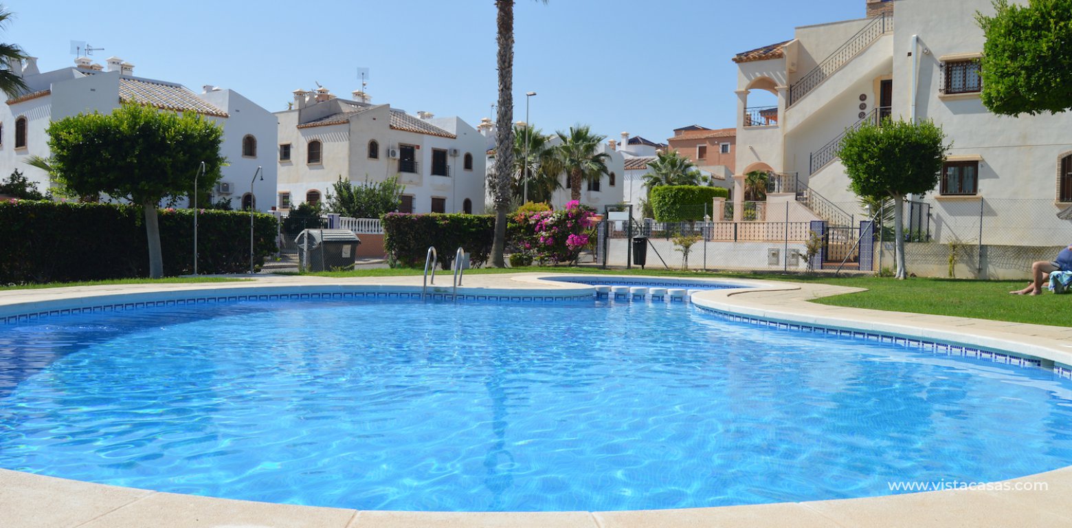 Buhardilla townhouse for sale Pau 8 Villamartin pool