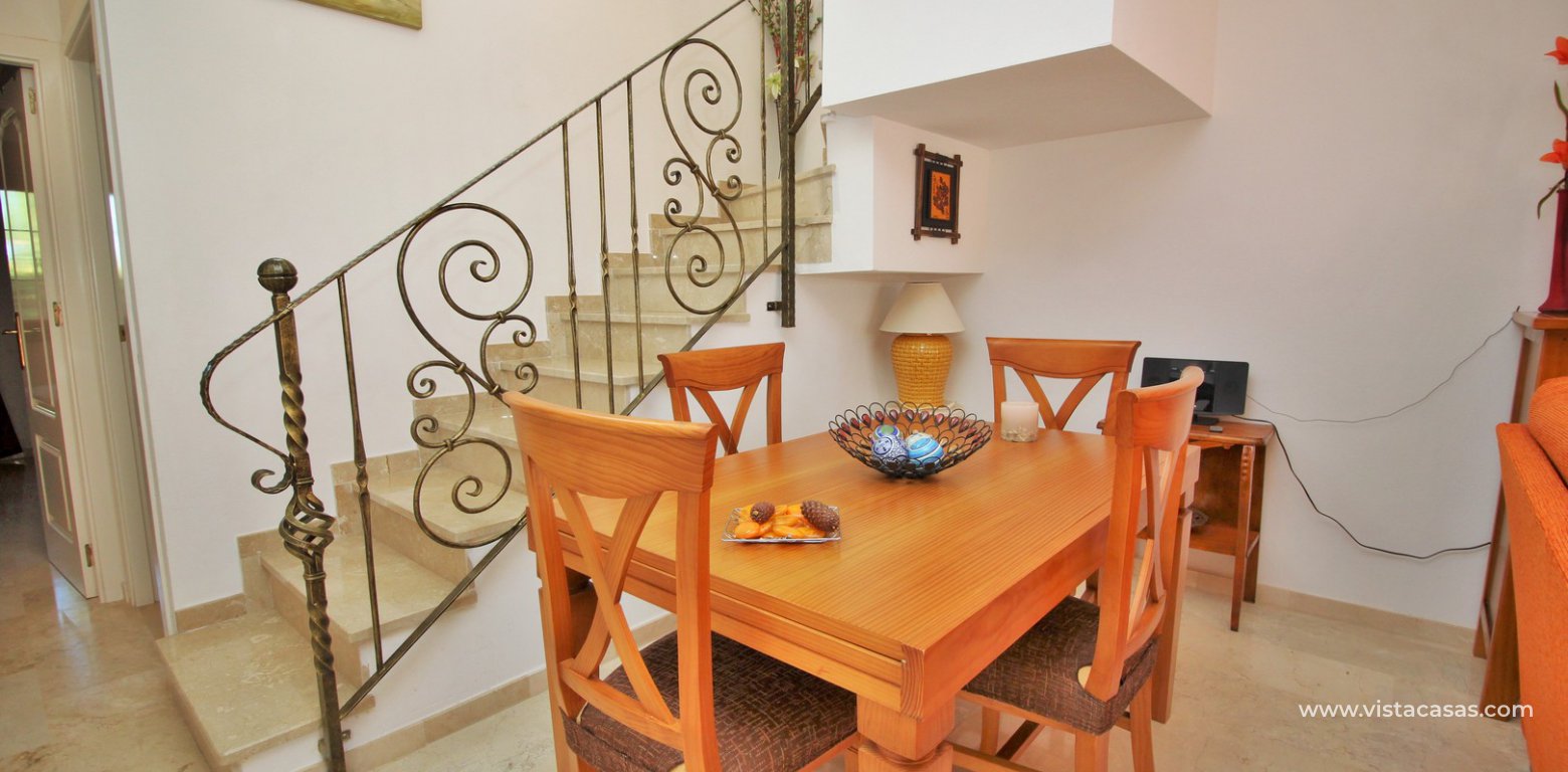 Buhardilla townhouse for sale Pau 8 Villamartin dining area