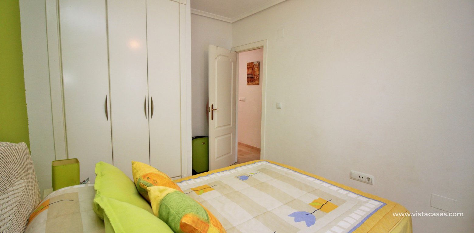 Buhardilla townhouse for sale Pau 8 Villamartin double bedroom fitted wardrobes