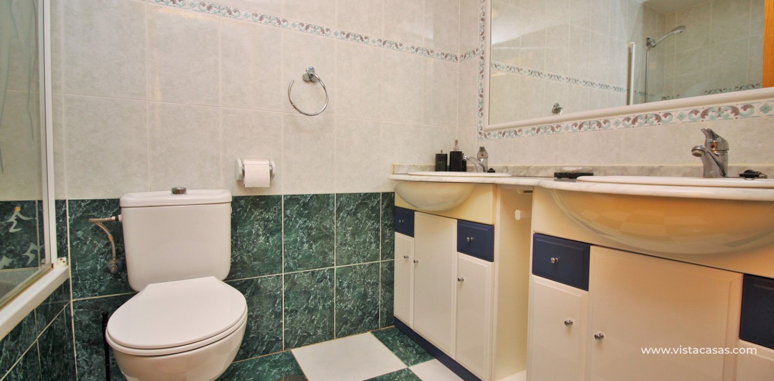 Duplex for sale Amapolas IV La Zenia bathroom