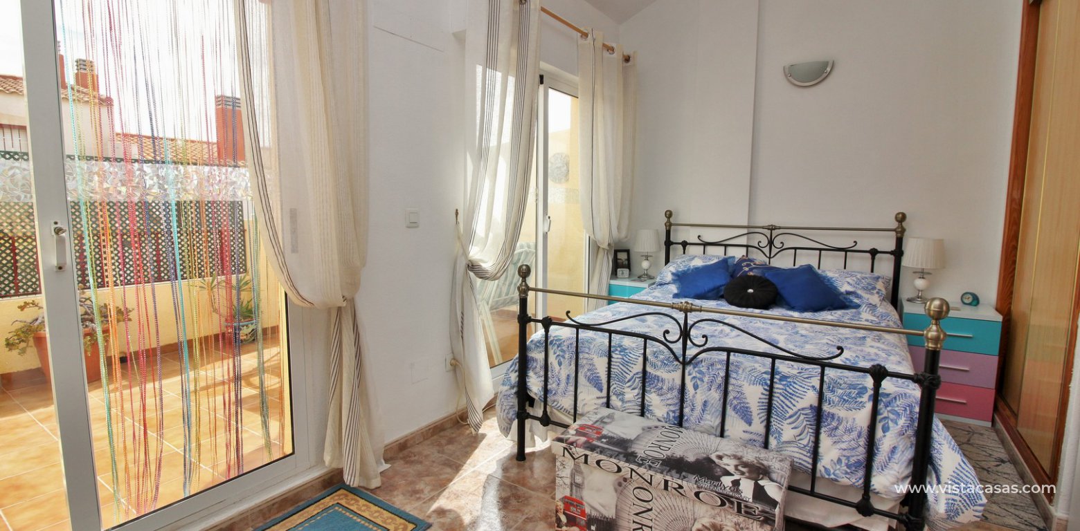 Duplex for sale Amapolas IV La Zenia master bedroom balcony access