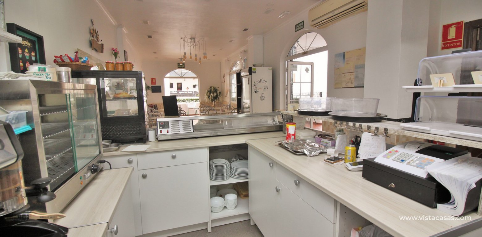 Commercial unit for sale Villamartin Plaza 5