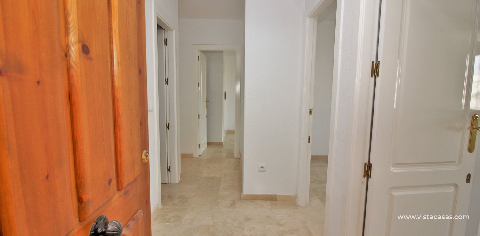Apartment for sale Azahar Pau 8 Villamartin hallway