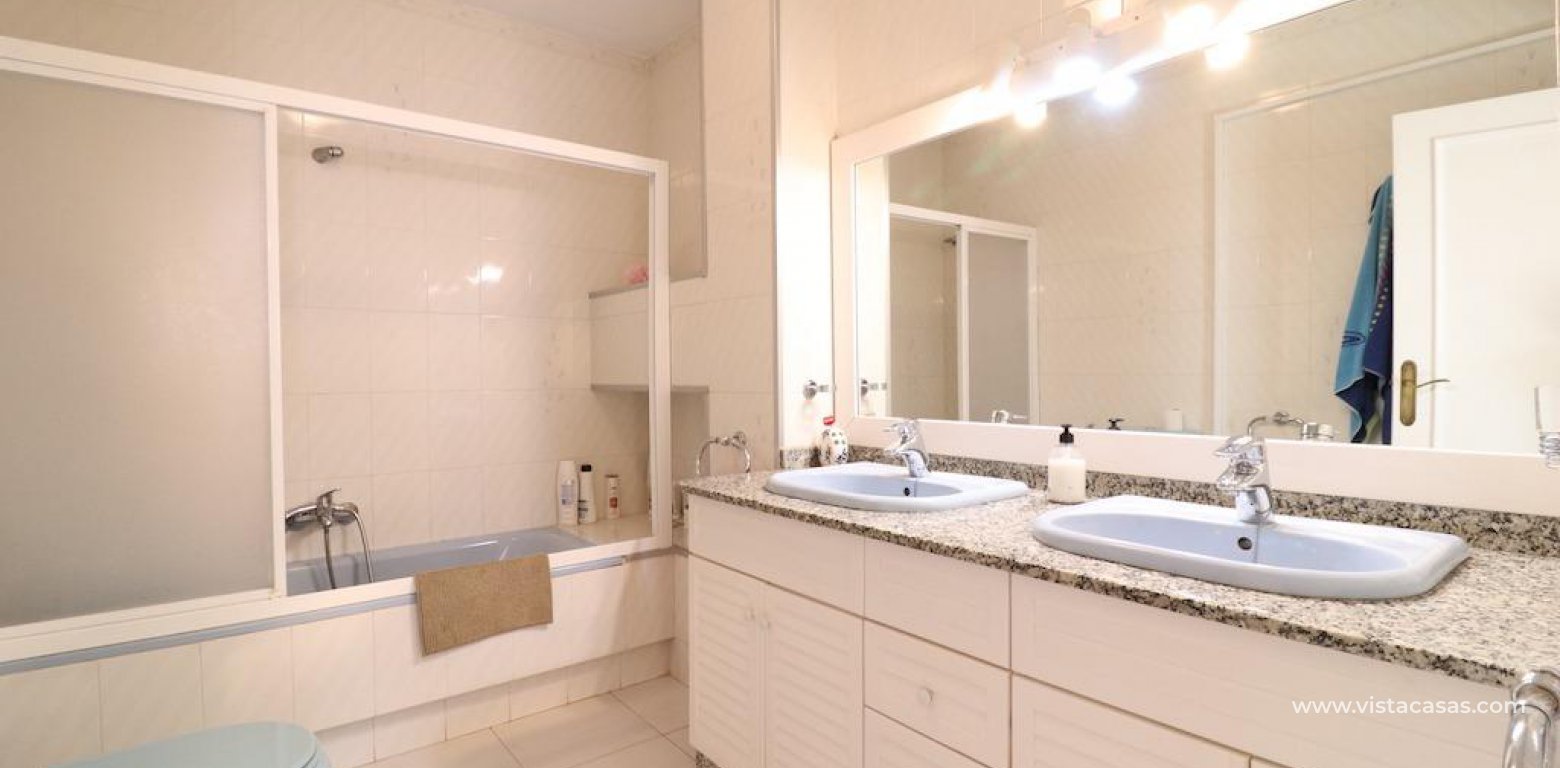 Resale - Villa - Cabo Roig