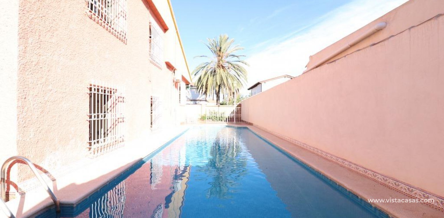 Resale - Villa - Cabo Roig