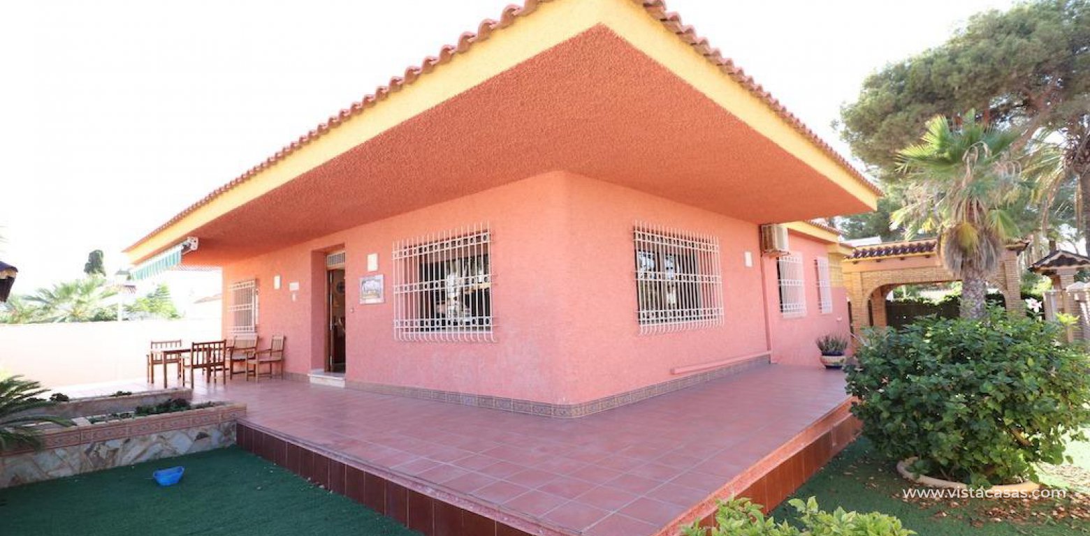 Resale - Villa - Cabo Roig