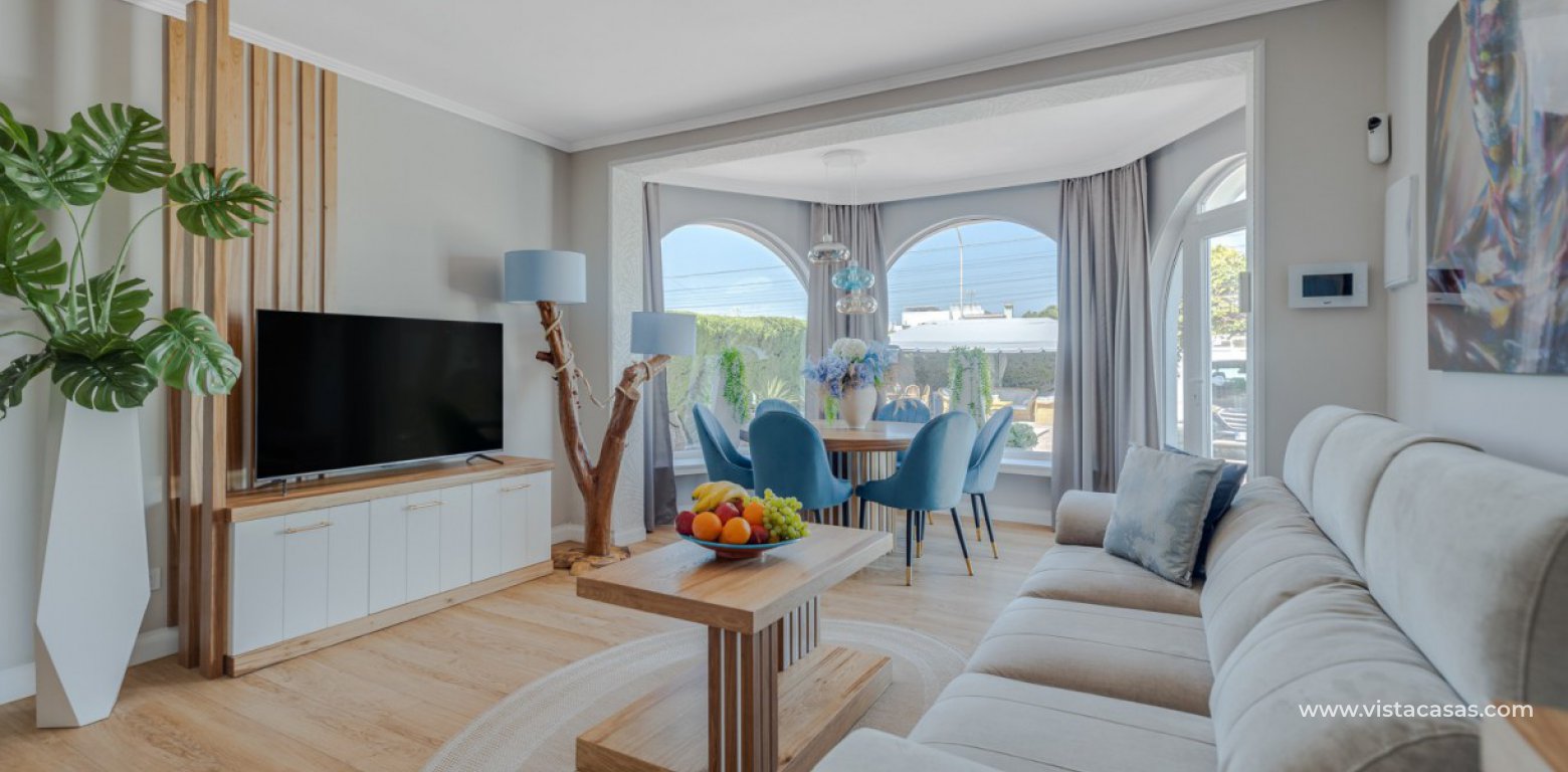 Resale - Villa - Torrevieja - El Chaparral