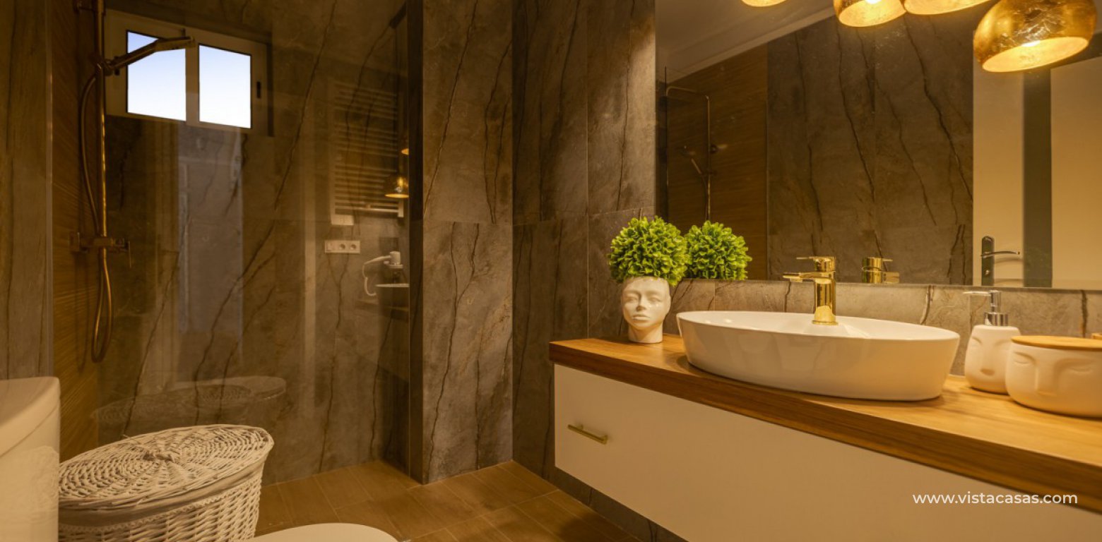 Resale - Villa - Torrevieja - El Chaparral