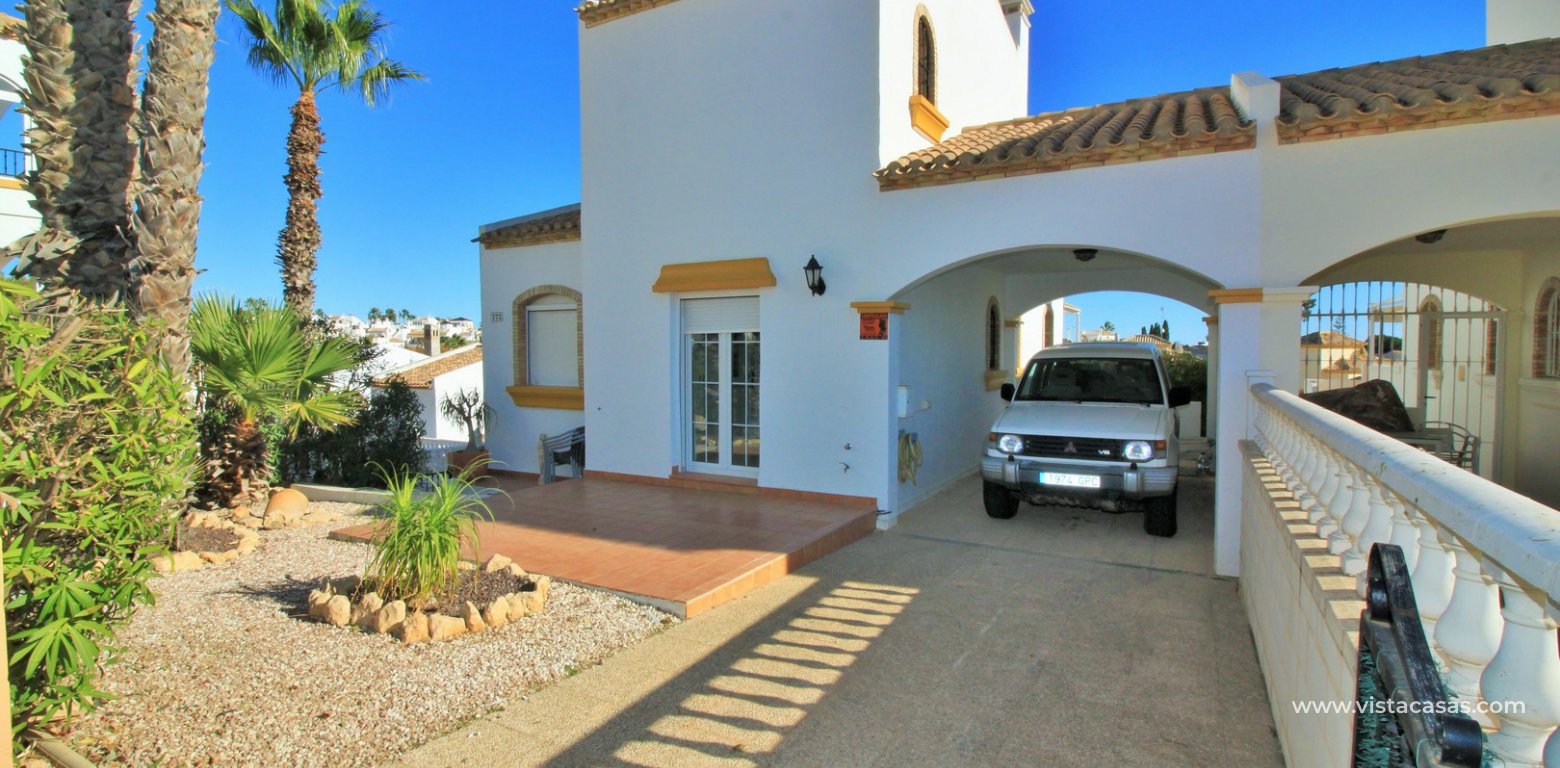 Ibiza style villa for sale R15 Los Dolses driveway