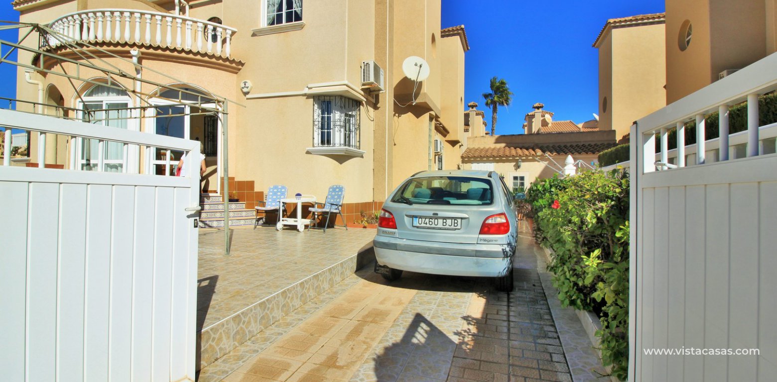 South facing Zodiaco quad for sale Playa Flamenca off road parking