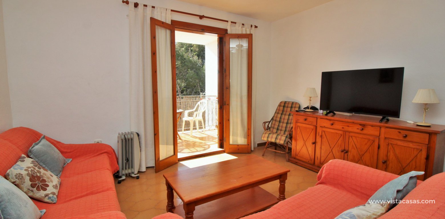 South facing apartment for sale Villamartin Plaza lounge 4