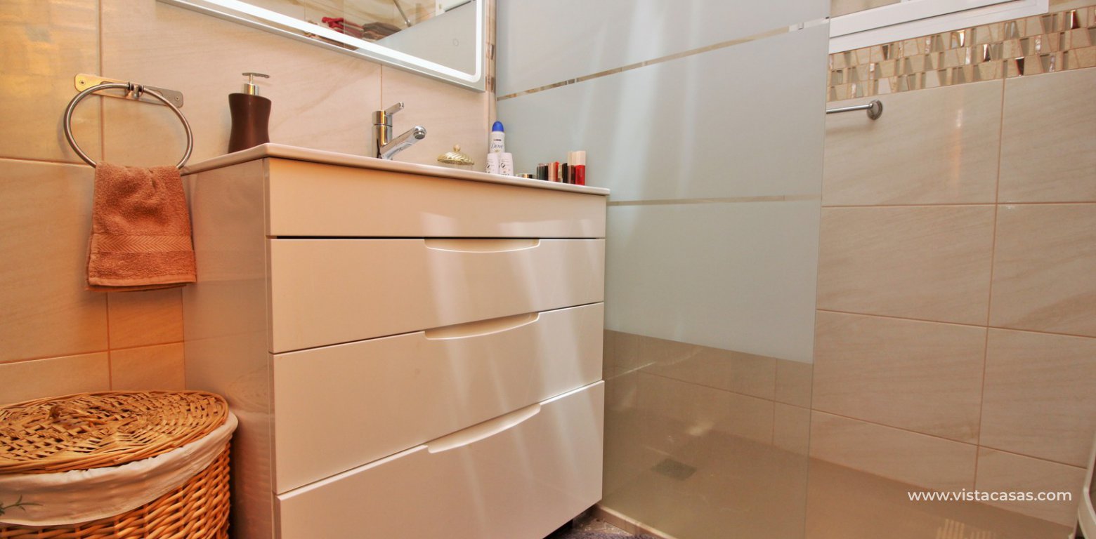 Sale - Villa - Villamartin