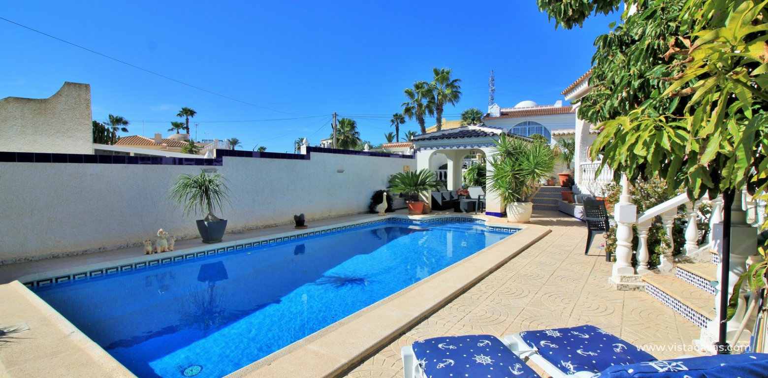 Sale - Villa - Villamartin