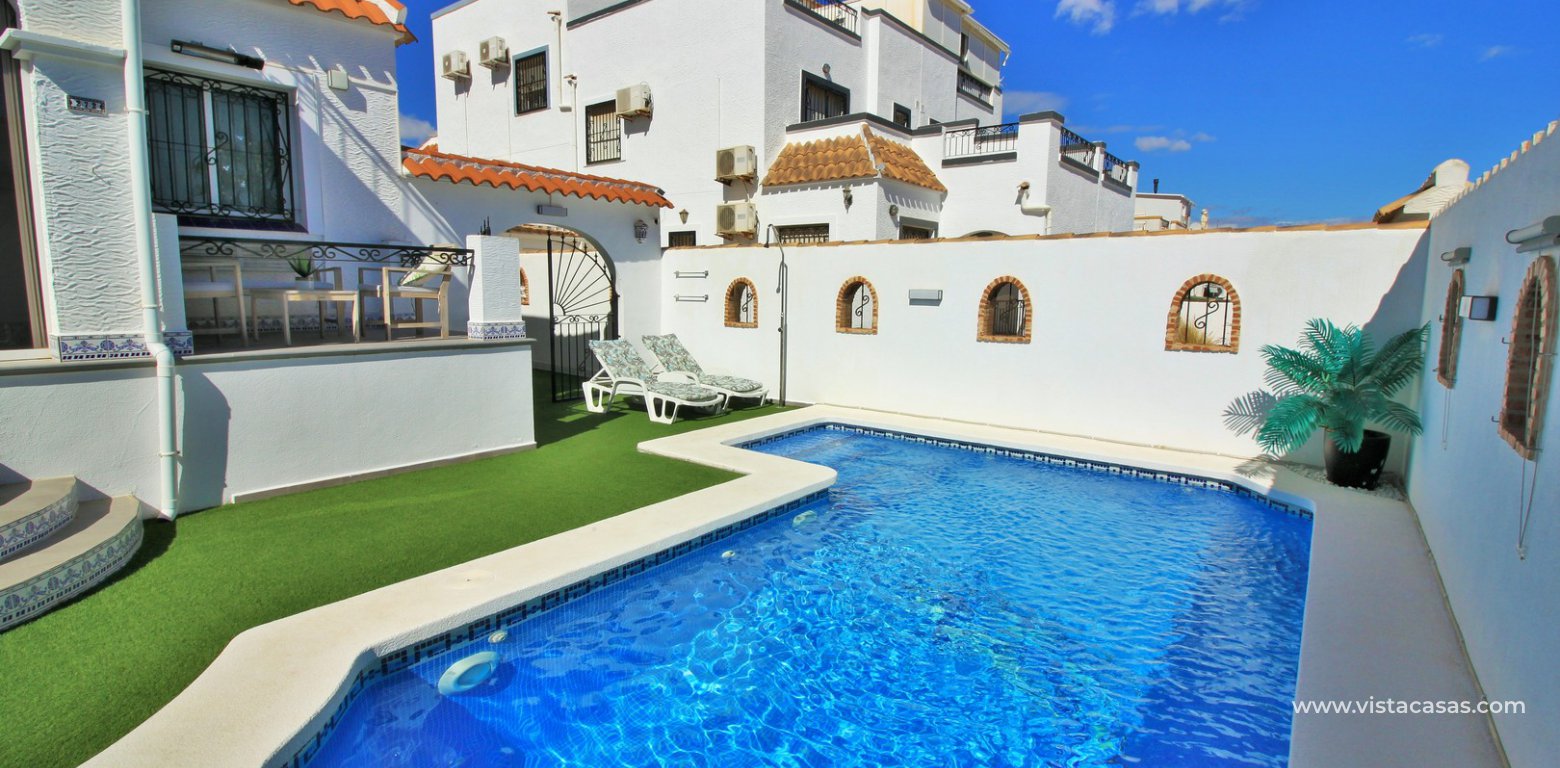 Quad house private pool for sale Lago Sol Los Altos pool