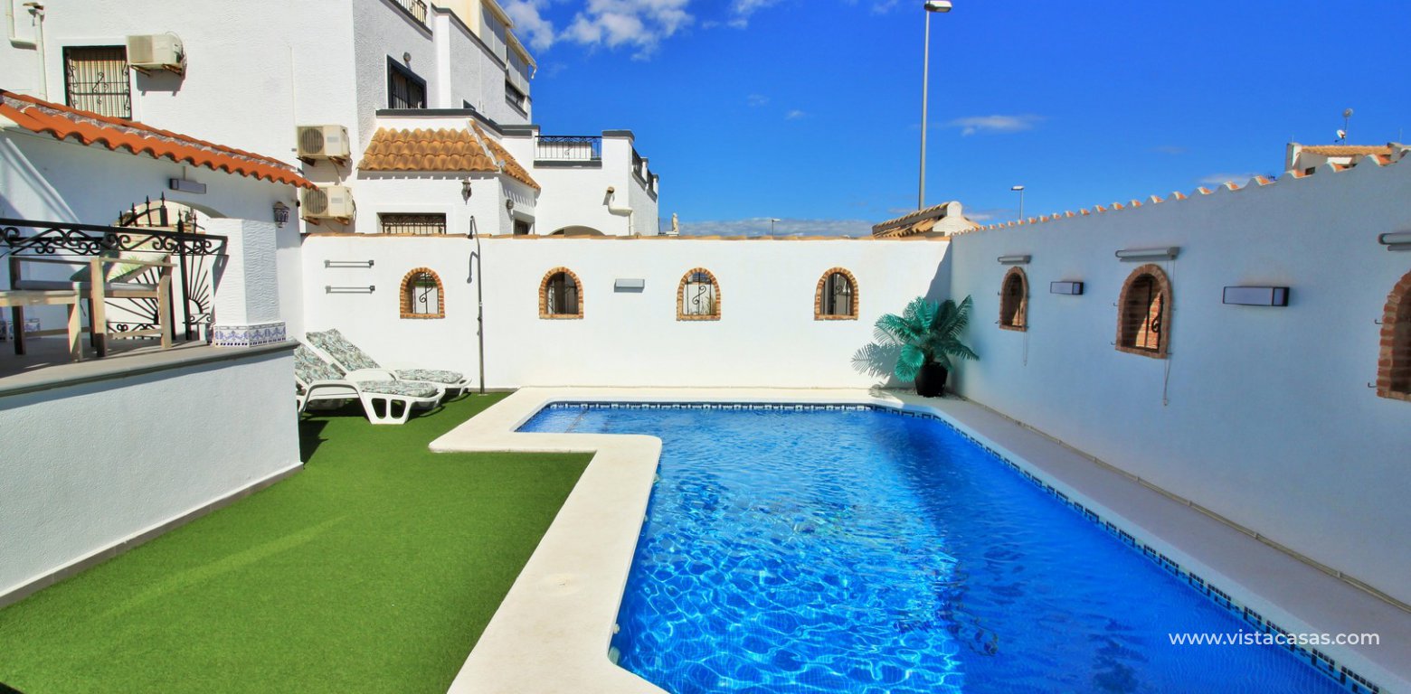 Quad house private pool for sale Lago Sol Los Altos swimming pool