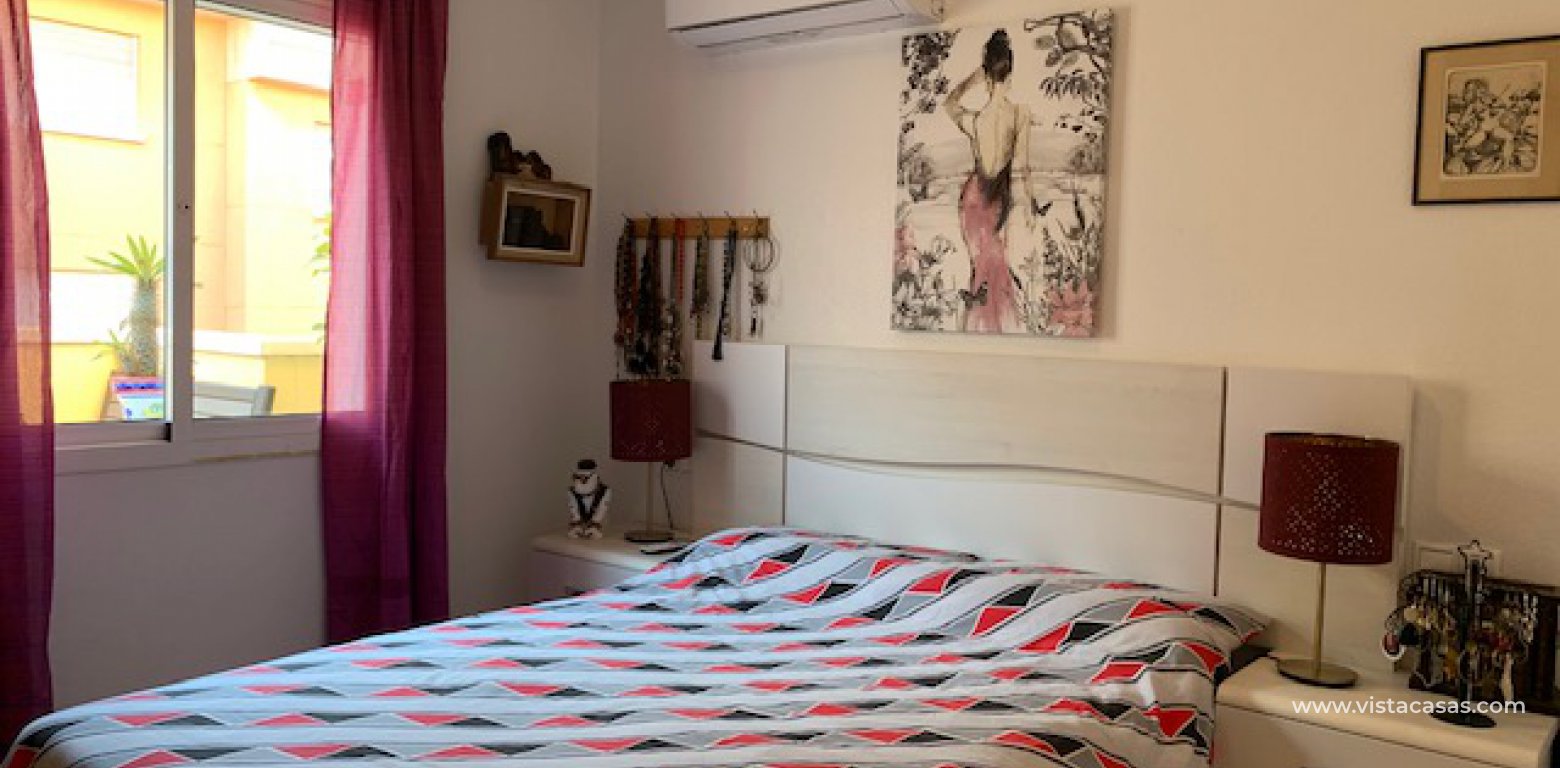 Penthouse apartment in Torrevieja bedroom