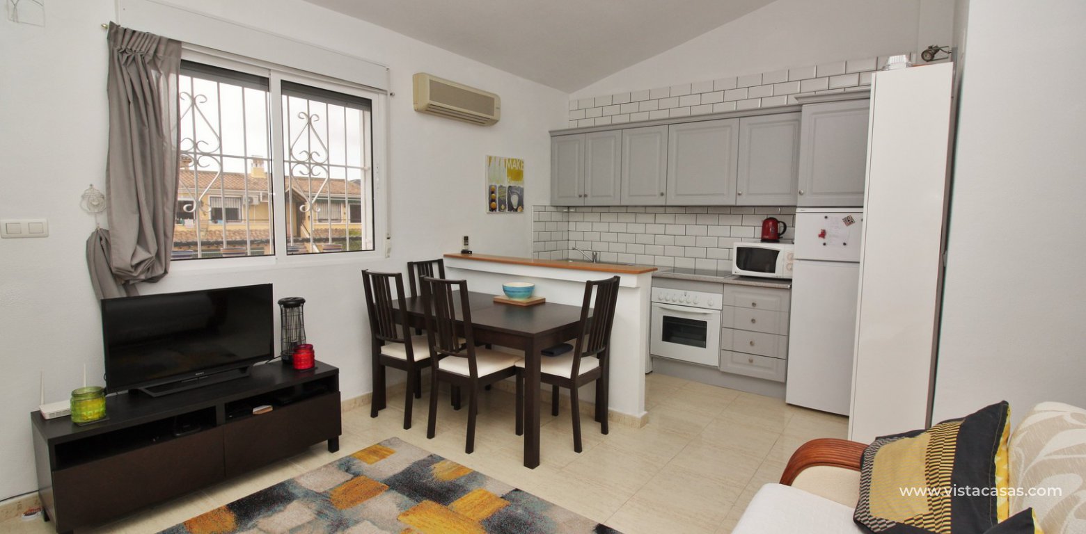 Apartment for sale in Lomas del Golf Villamartin living area