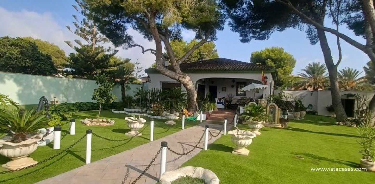 Sale - Villa - Campoamor