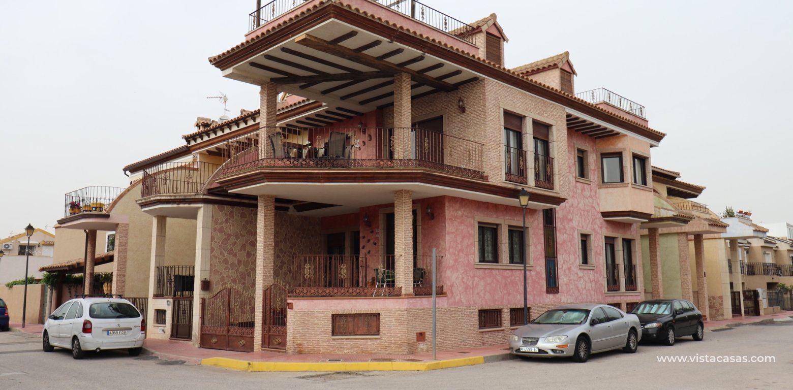 Sale - Villa - Daya Nueva