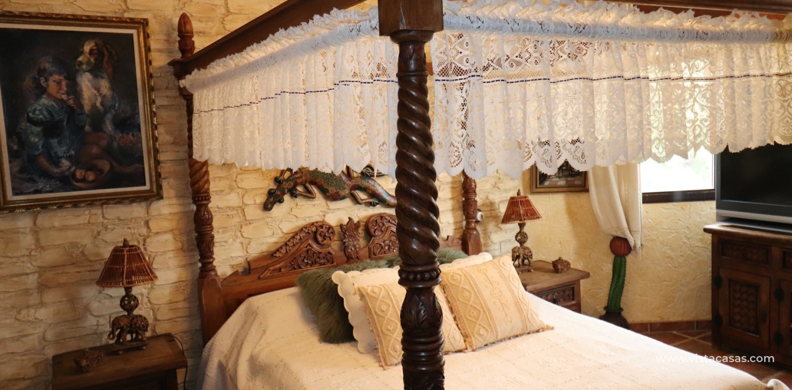 Sale - Villa - Daya Nueva