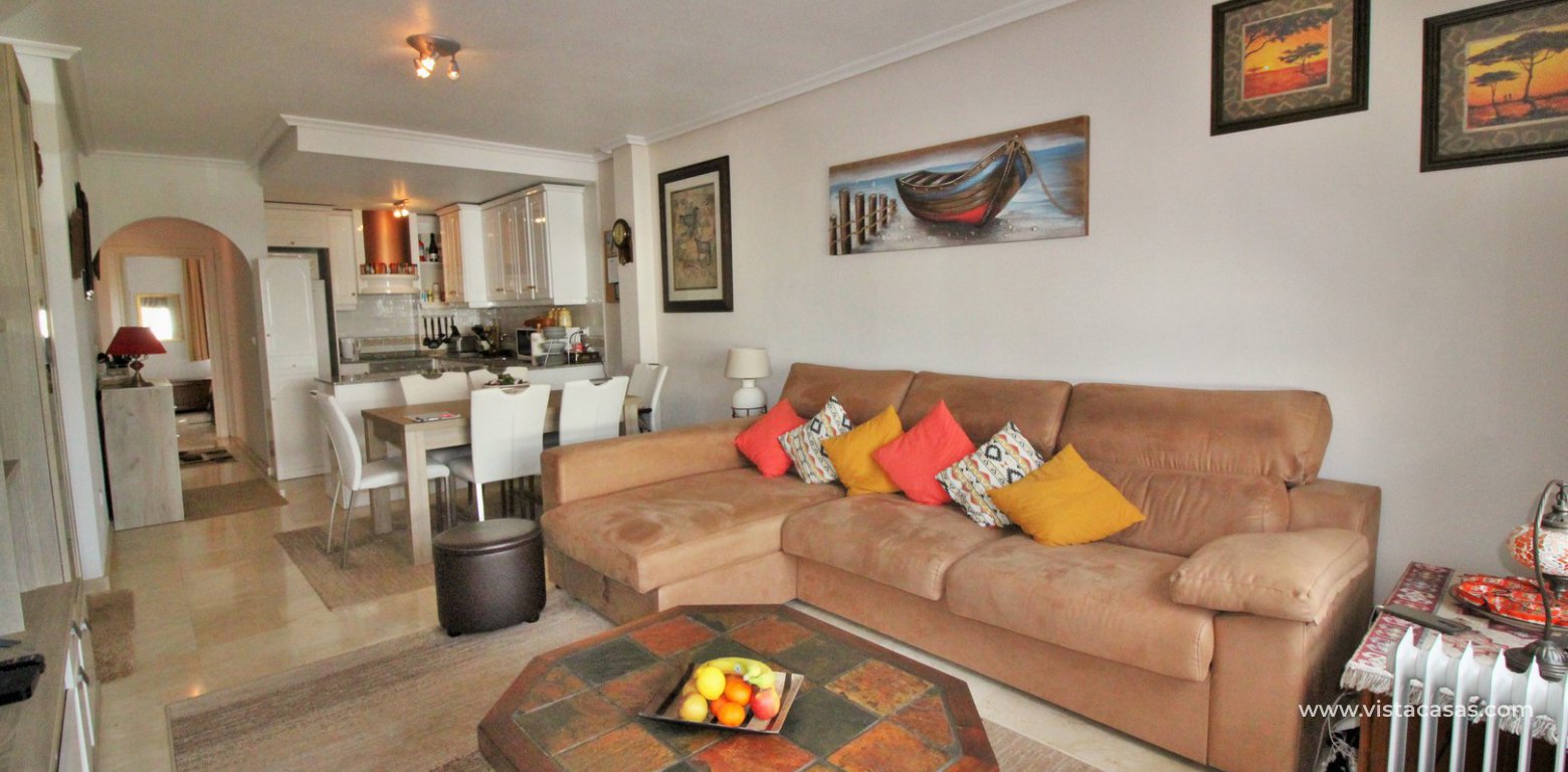 Property for sale in Villamartin lounge 3