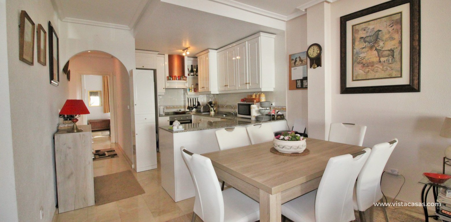 Property for sale in Villamartin dining area