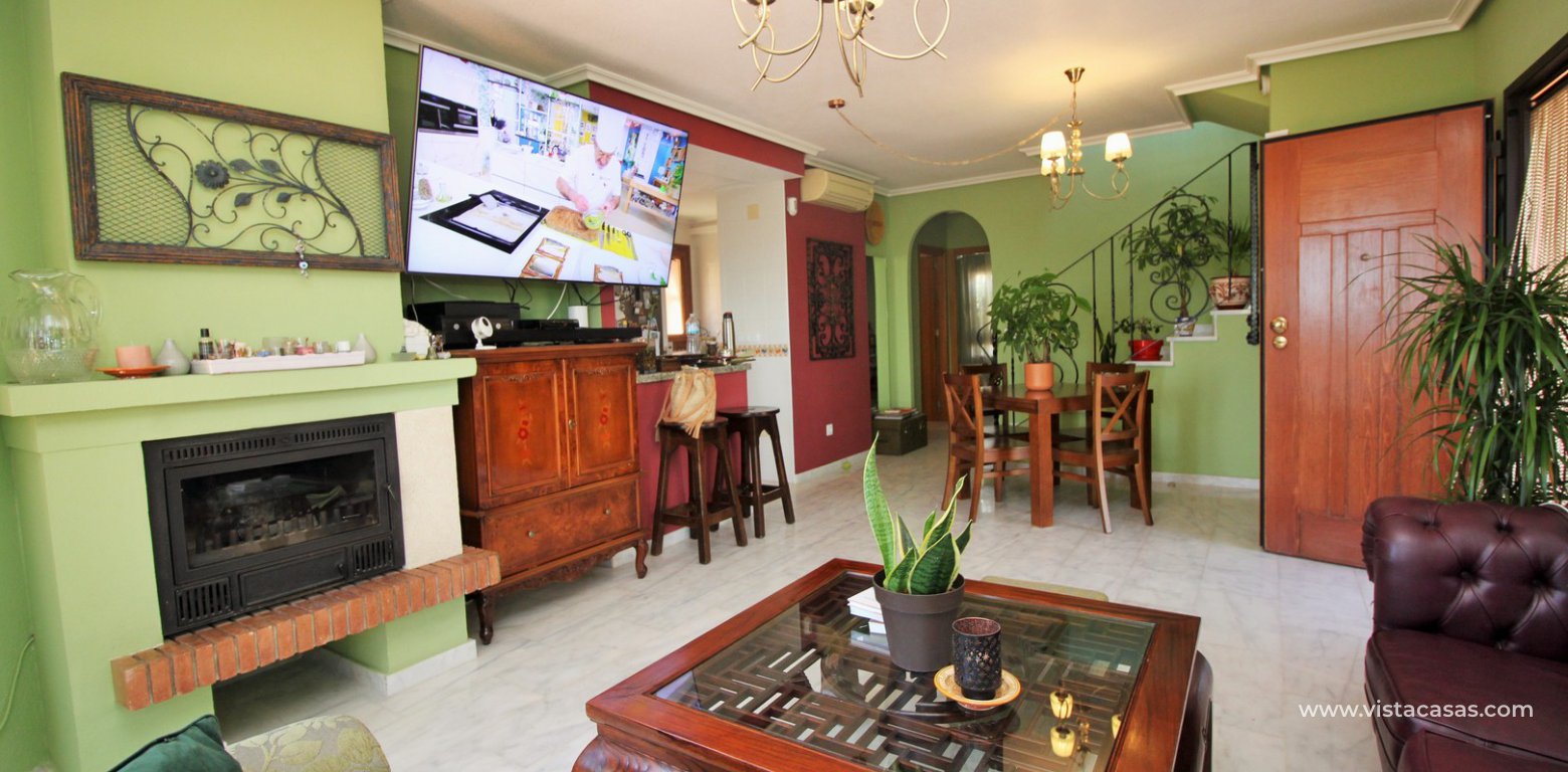 Property for sale in San Miguel de Salinas living area 3