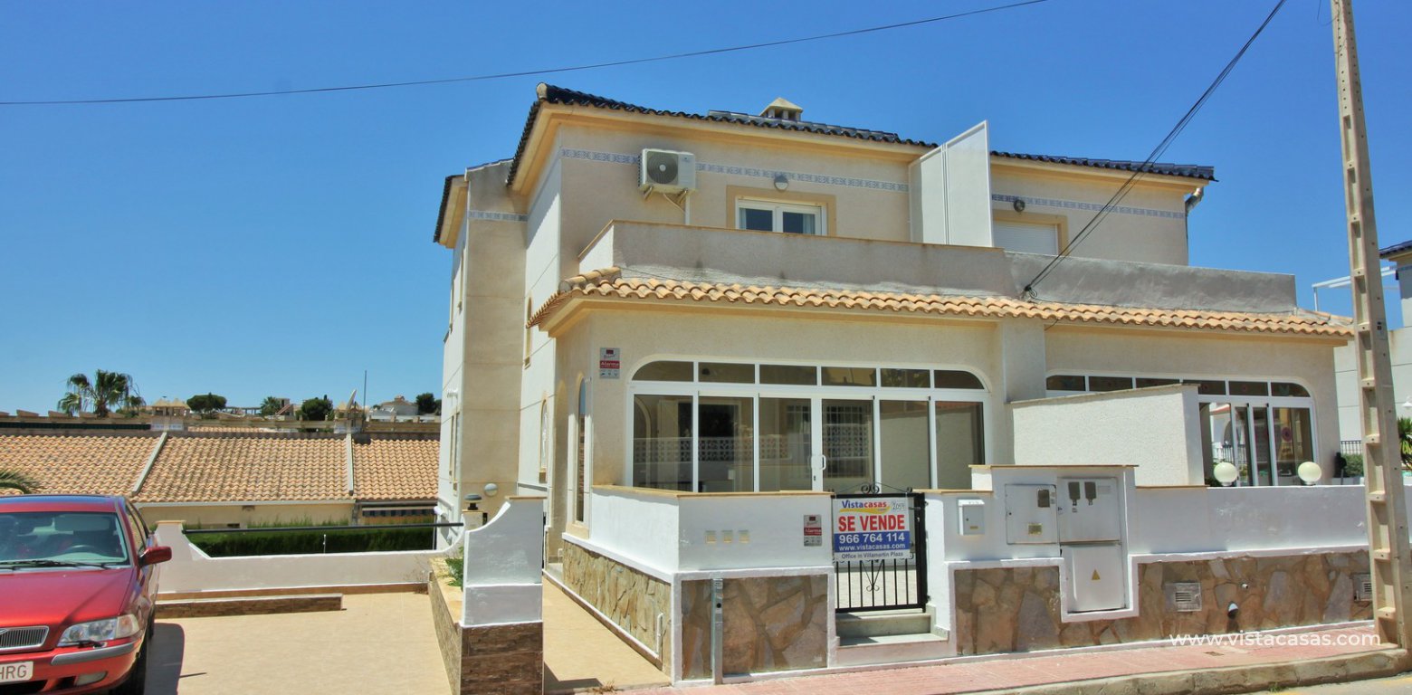 Property for sale in Blue Lagoon with separate annex