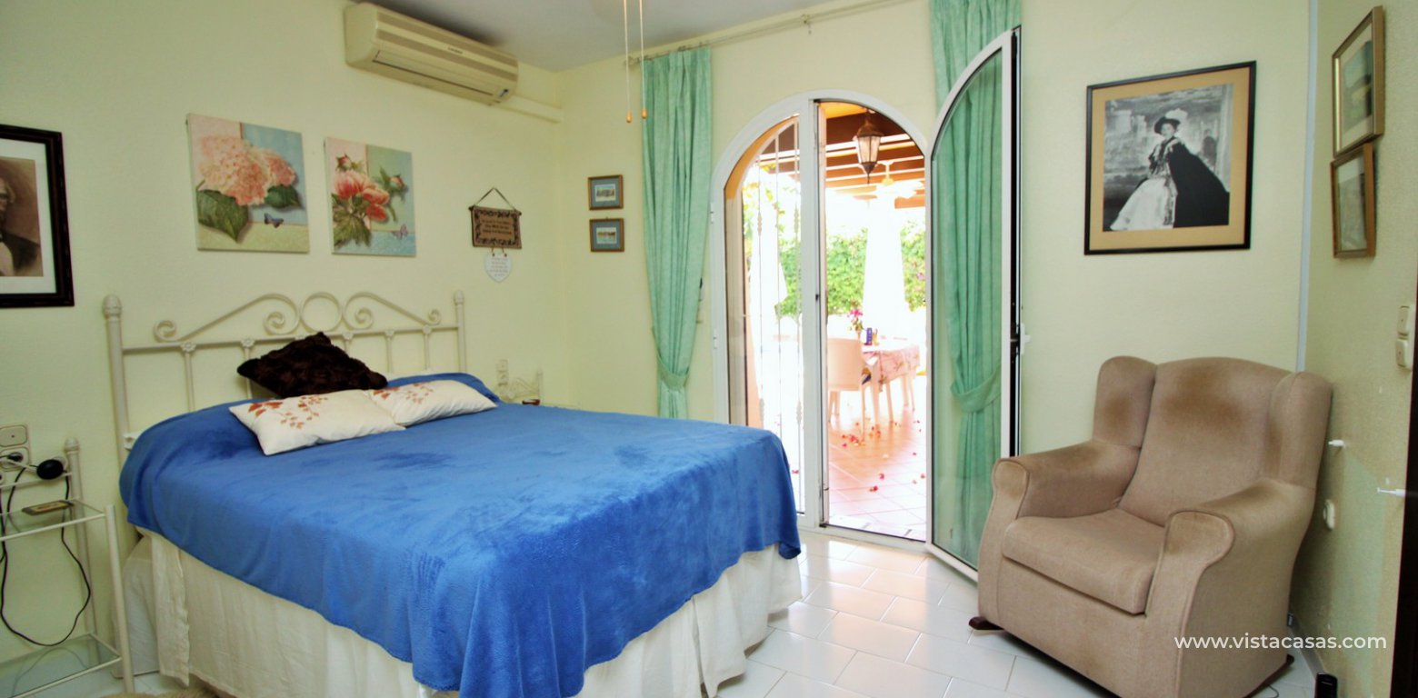 Property for sale in Villamartin bedroom 1