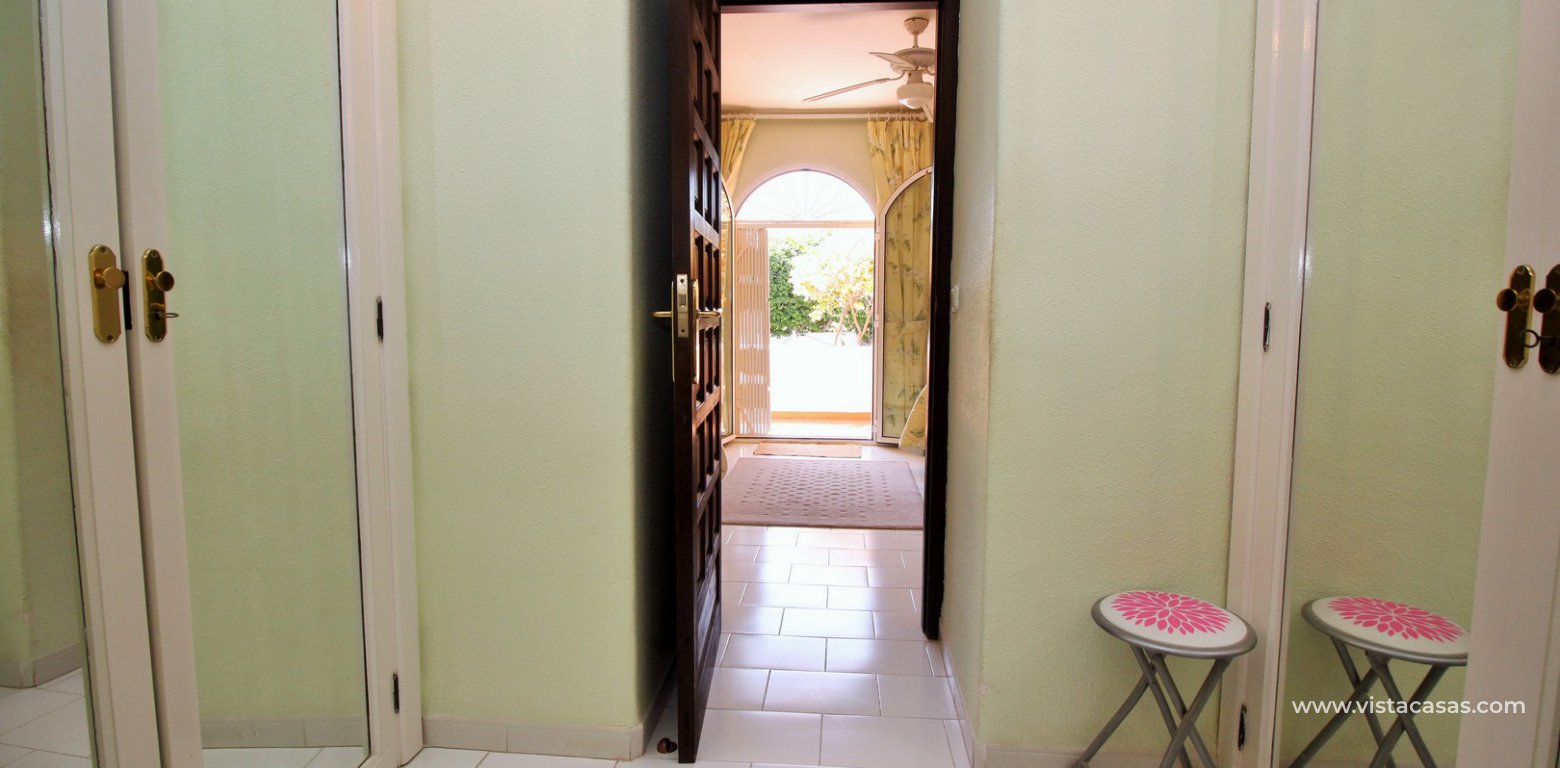 Property for sale in Villamartin walk-in wardrobe