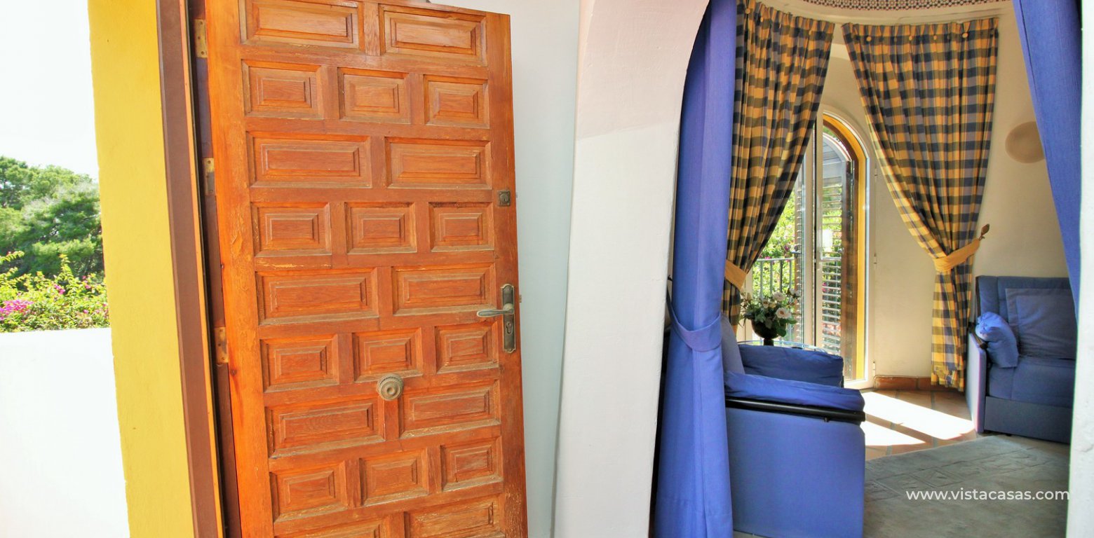 Property for sale in Villamartin upper level landing