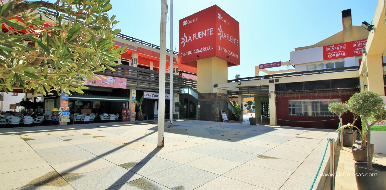 Traspaso for sale La Fuente commercial centre CC La Fuente