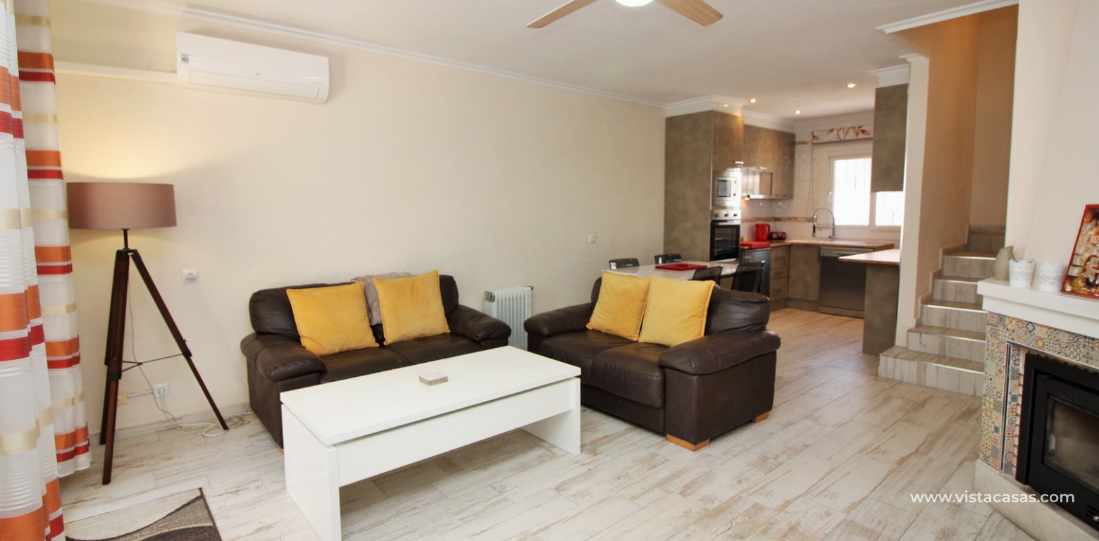 Property for sale in Villamartin lounge