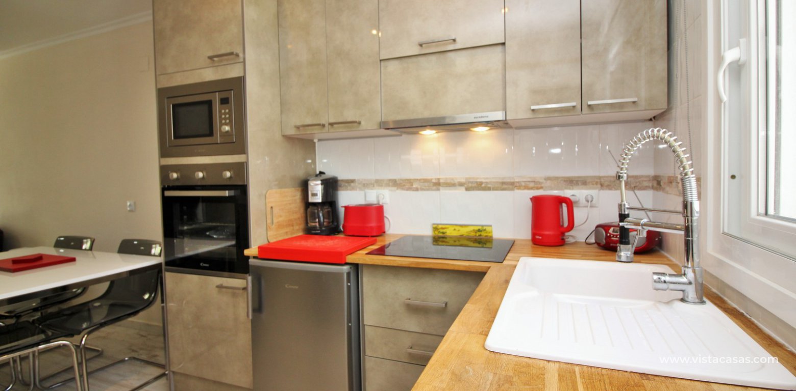 Property for sale in Villamartin kitchen 2