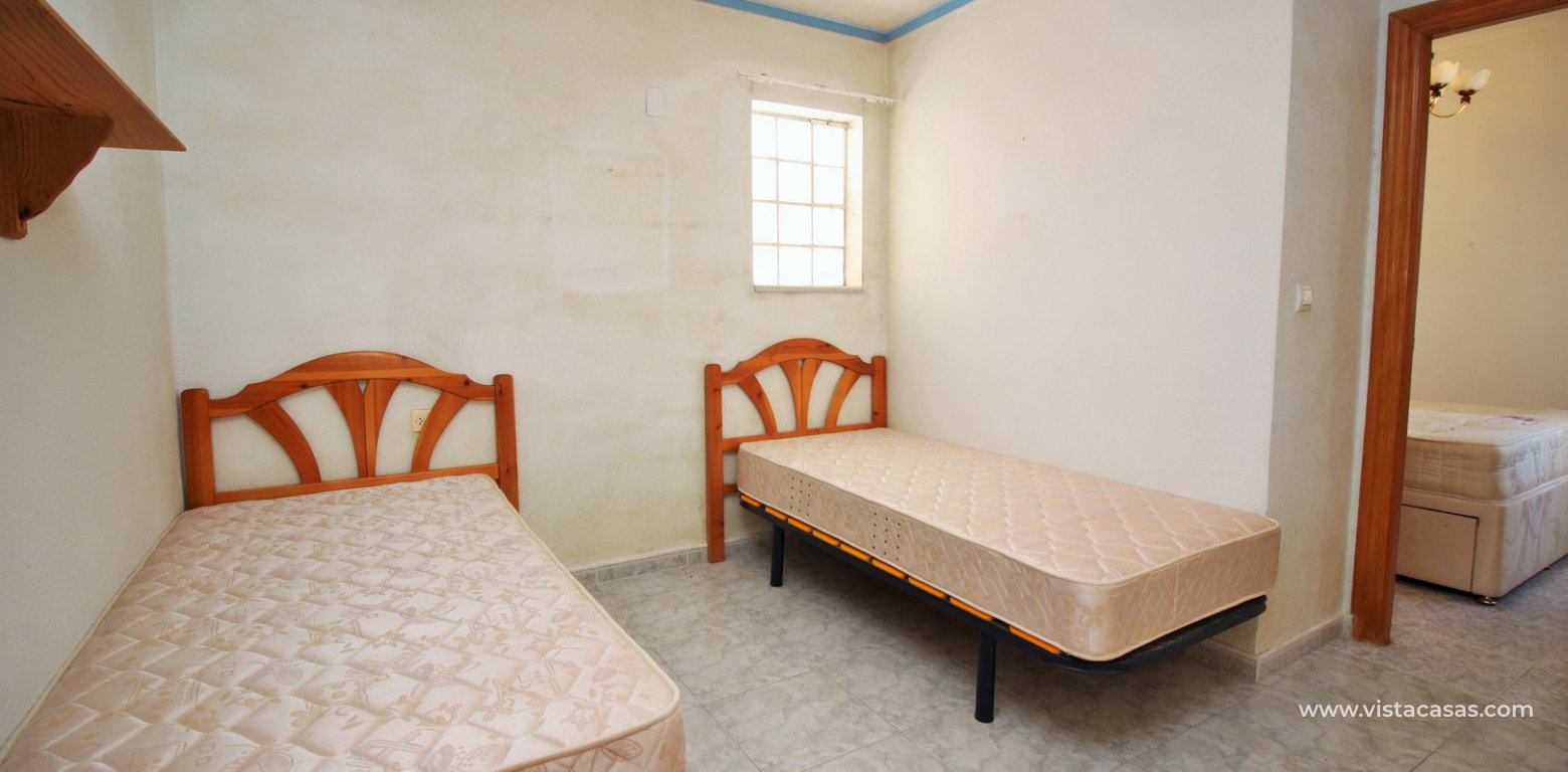 Property for sale in Torrevieja twin bedroom
