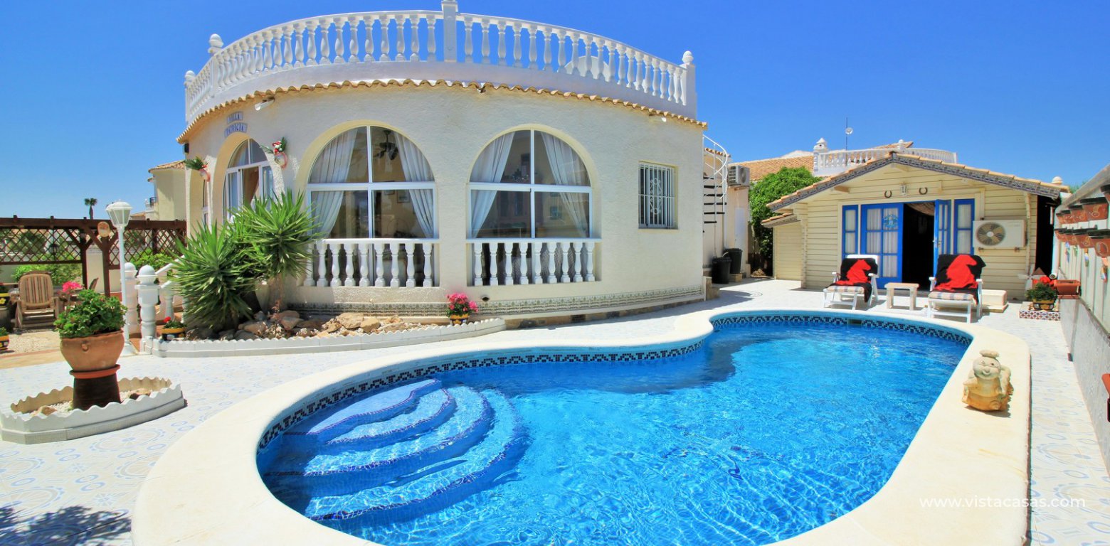 Villa for sale in Villamartin