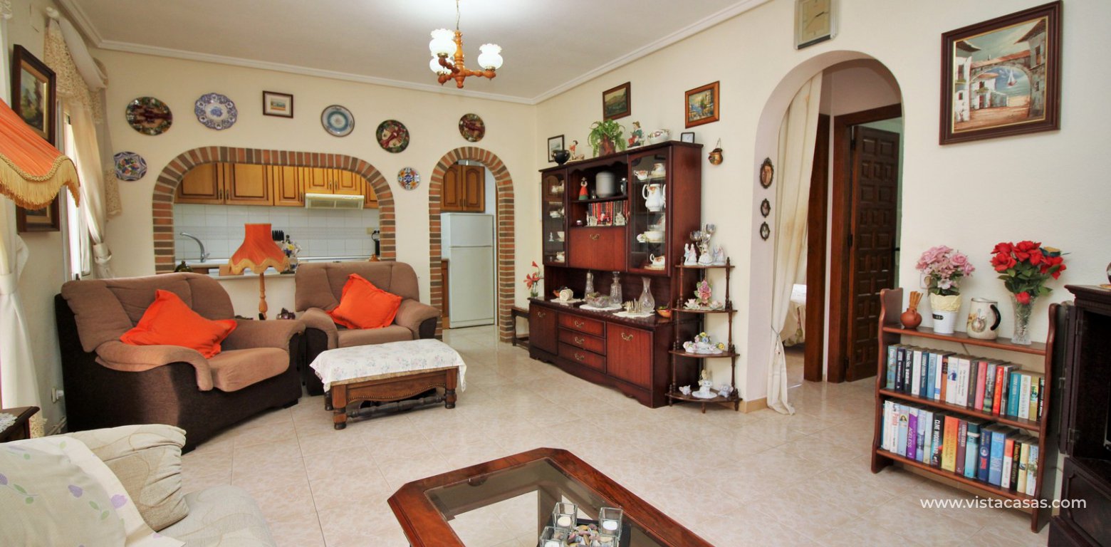 Villa for sale in Villamartin lounge